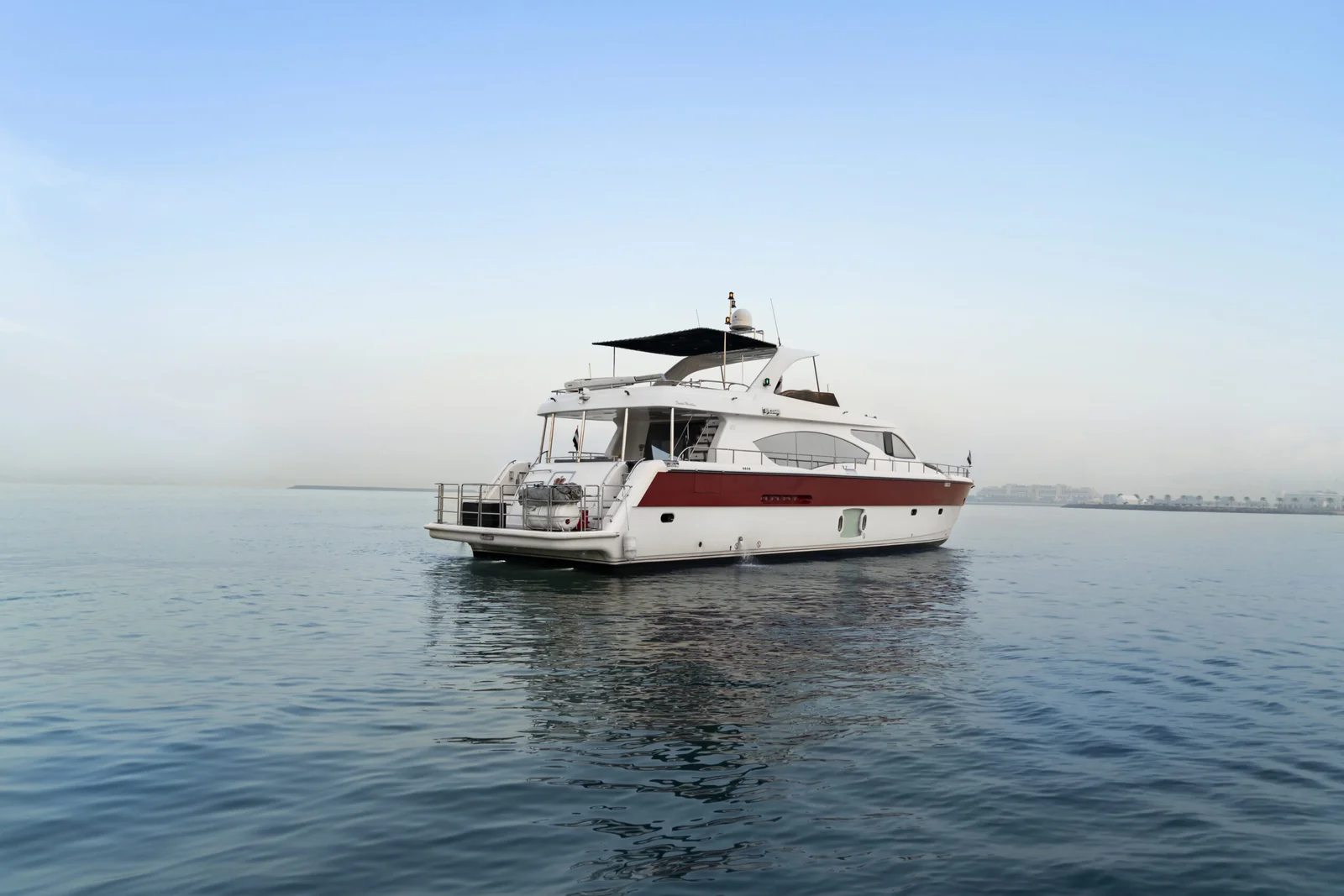 90ft Luxury Yacht View